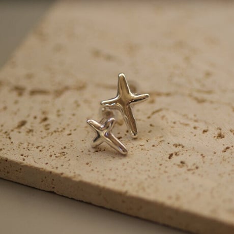 【charm】silver cross pierce
