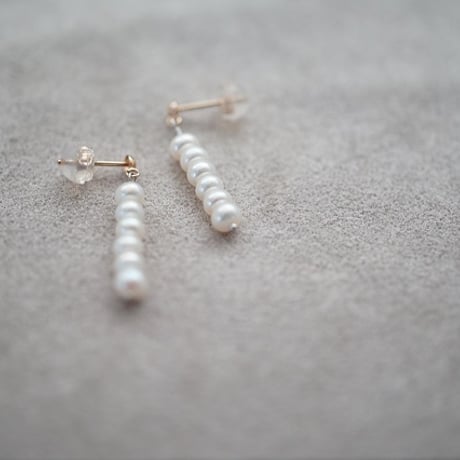 【one+】 PT×K10 ベビーパールピアス
