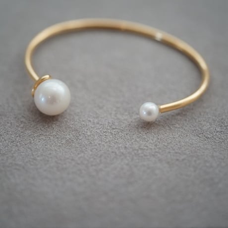 限定 【colors】 南洋パール twin bangle