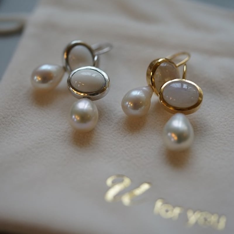 colors】 silver925 ホワイトオニキス×パールピアス | U for you