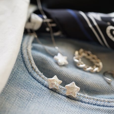 【charm】 small star pierce  (white)