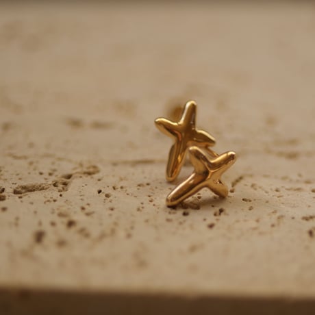 【charm】18kgp cross pierce