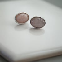 【colors】 silver925 モルガナイトの１粒ピアス