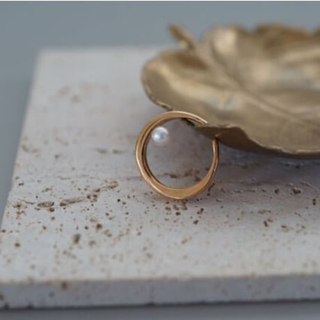 【ripples】18kgp earcuff (pearl)