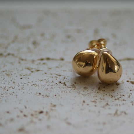 ＜受注オーダー＞one (bubble gold pierce）