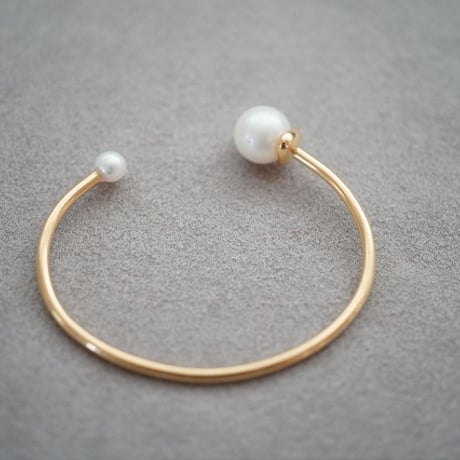 限定 【colors】 南洋パール twin bangle