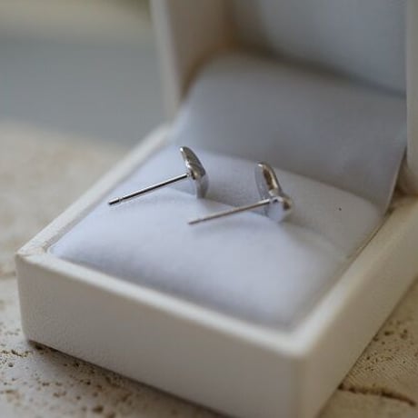 【charm】silver925 small heart pierce