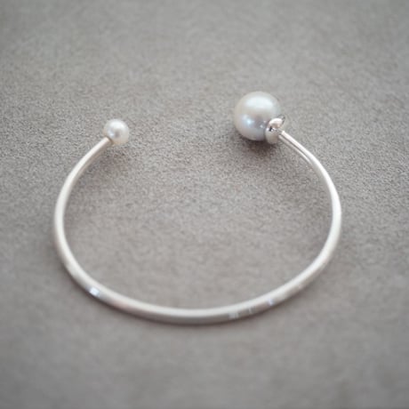 限定 【colors】 南洋パール twin bangle