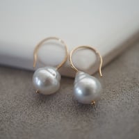 【drop】 K10 南洋バロックUピアス
