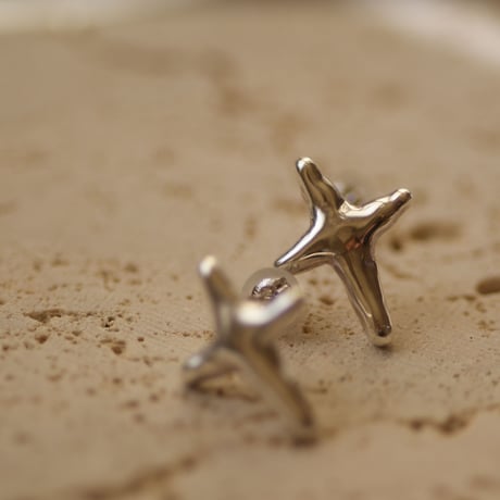 【charm】silver cross pierce