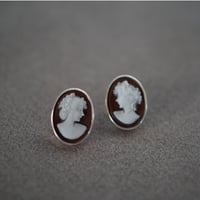 【seasons】silver925 シェルカメオピアス（S）