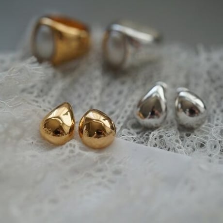 ＜受注オーダー＞one (bubble gold pierce）