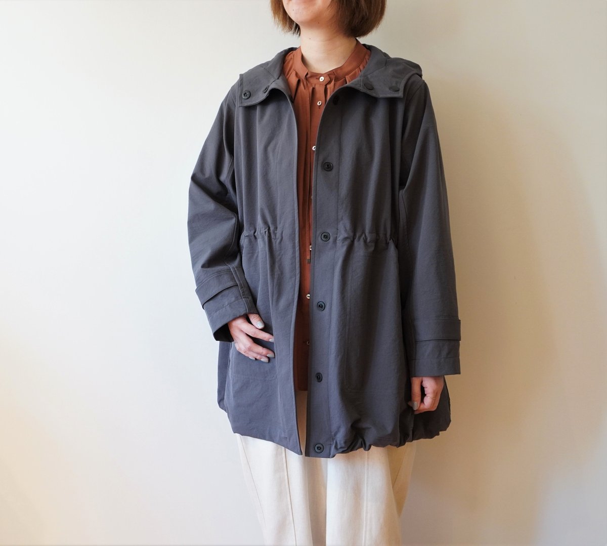 美品✨レリル lelill オールウェザーフードトレンチコート ベージュ 洗える 美品✨レリル lelill オールウェザーフードトレンチコート ベージュ