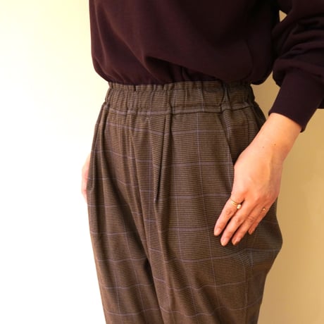 lelill／ダブルクロス　イージーテーパードパンツ