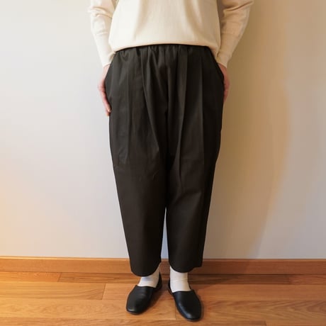 STAMP AND DIARY／2タックテーパードパンツ