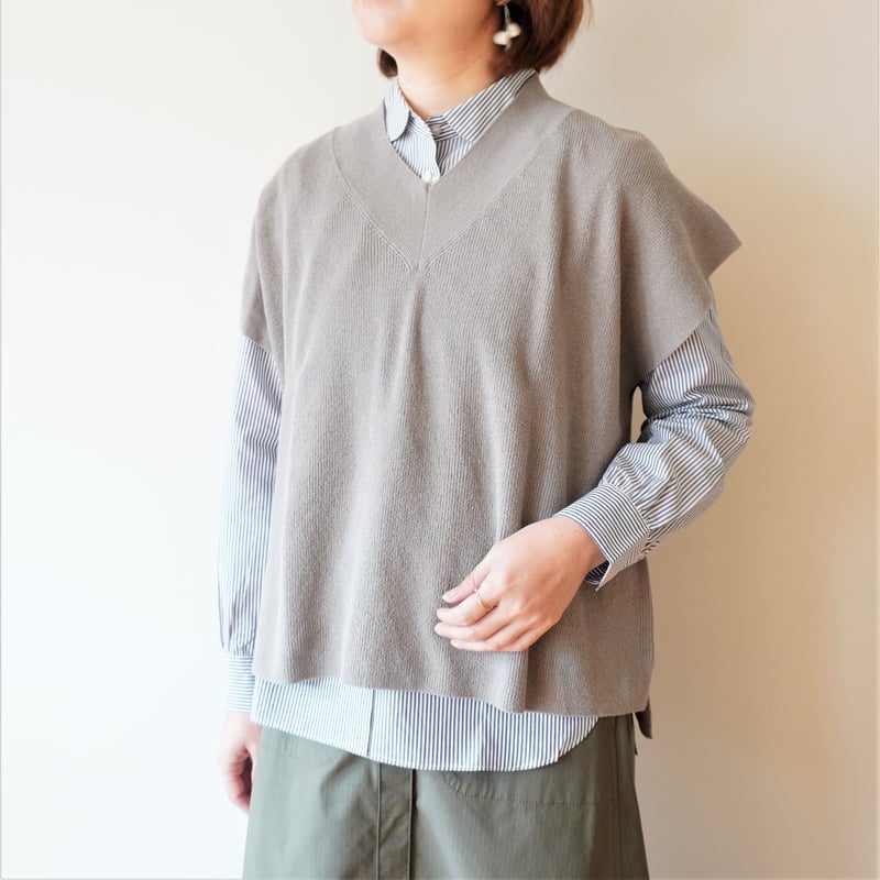 evam eva／畦編み Vネックベスト | Beignets Online