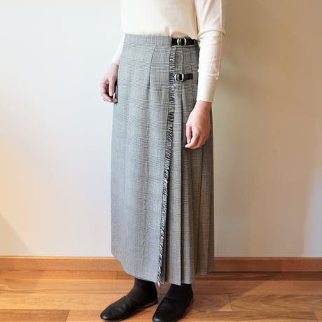 O'NEIL OF DUBLIN／3ベルトウールキルト巻スカート【83cm丈】