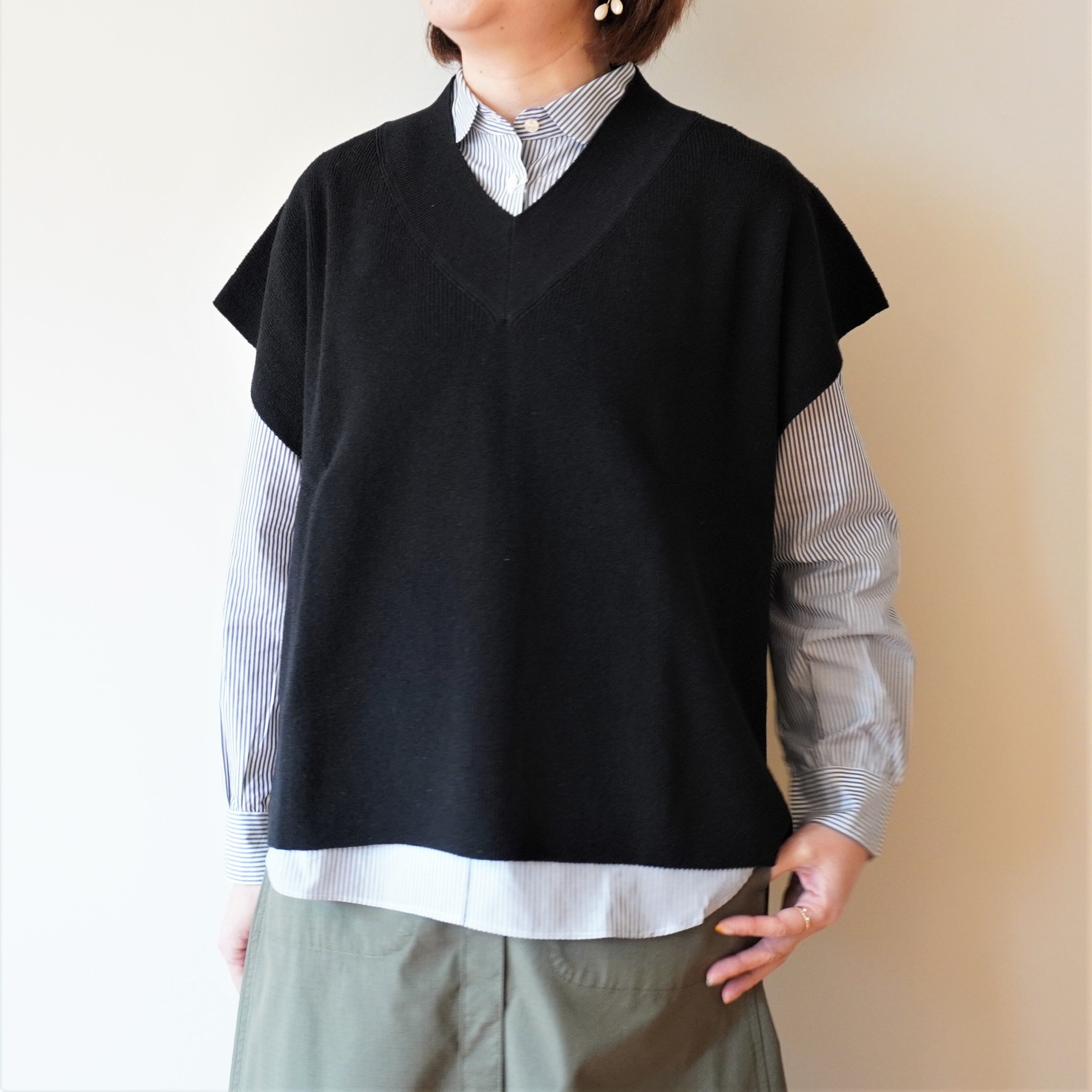 evam eva／畦編み Vネックベスト | Beignets Online