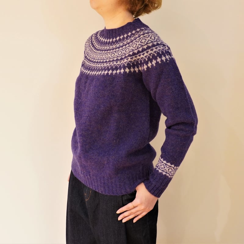 スコットランド製 ウール セーター ノルディック柄 Harley of Scotland／ノルディック柄クルーネックセーター | Beignets