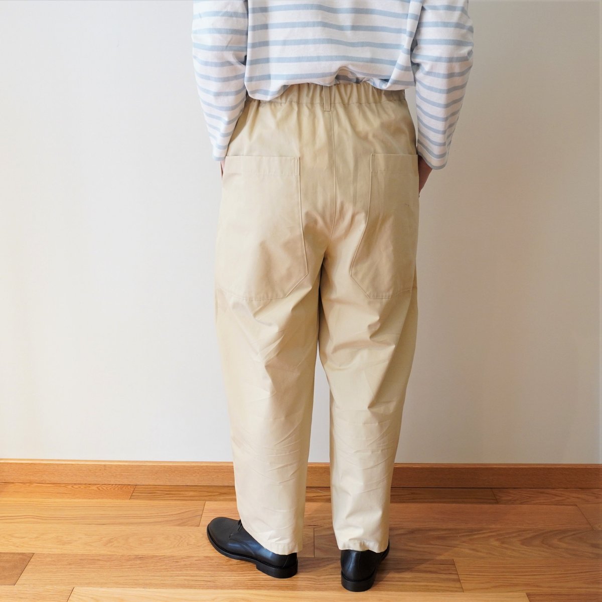 お値下げ中 美品　ポルテデブトン ワンタックパンツベージュ　サイズ36 新品・未使用】Porter des boutons ワンタックパンツ36サイズ