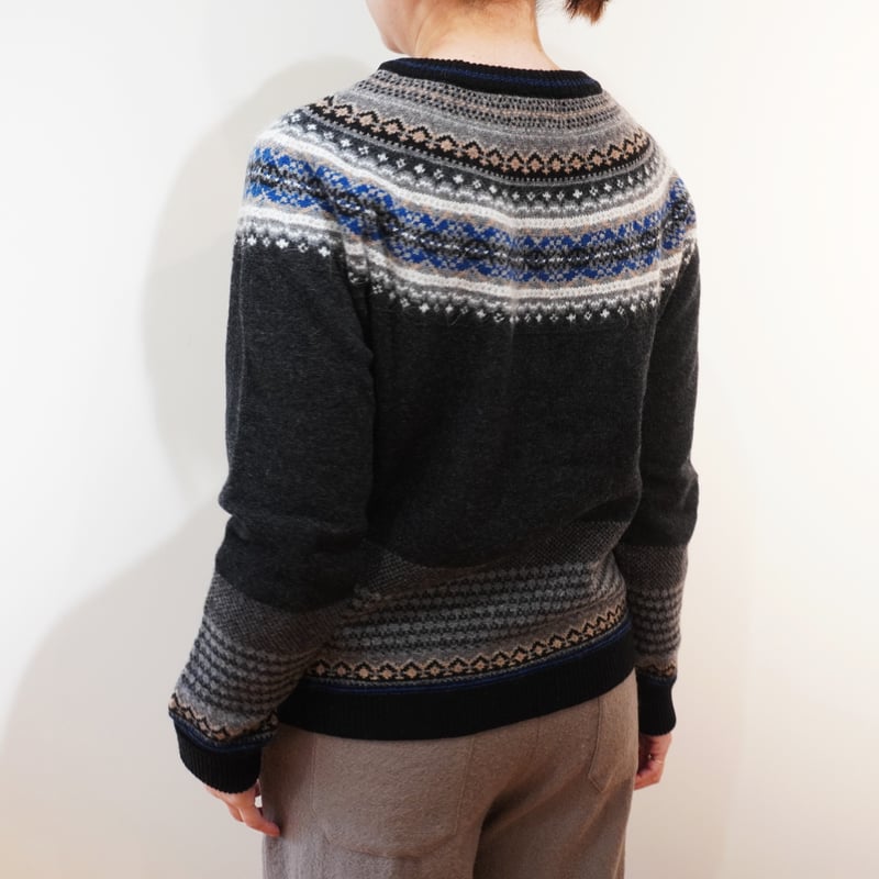 ERIBÉ フェアアイル柄 ニットセーター　サイズM ERIBÉ フェアアイル柄 ニットセーター サイズM