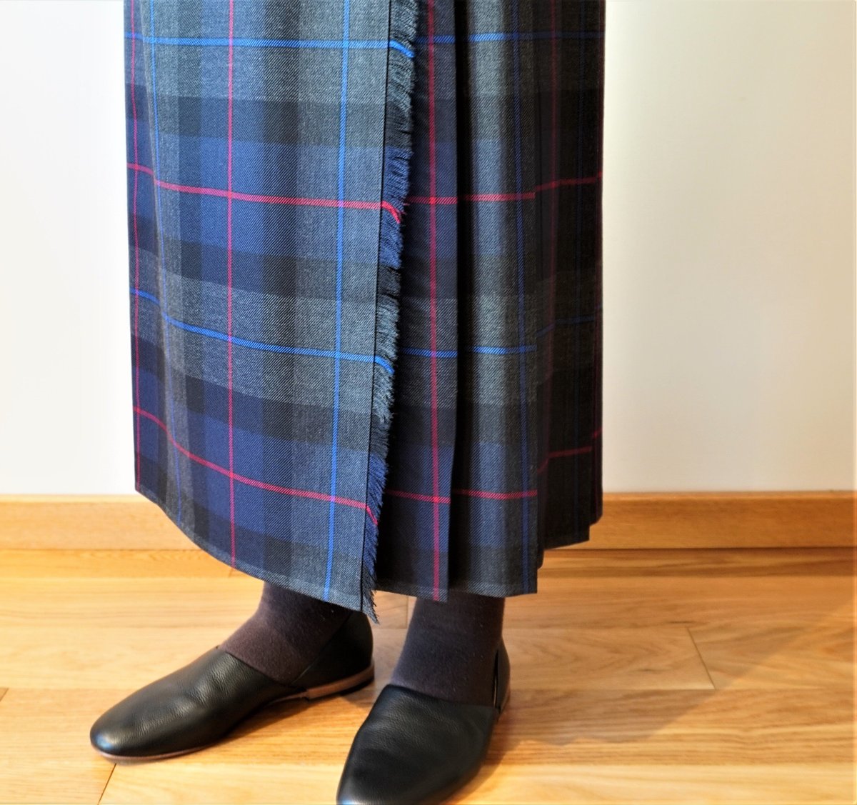 O'NEIL OF DUBLIN/3ベルトウールキルト巻スカート【83cm丈 O'NEIL OF DUBLIN/3ベルトウールキルト巻スカート【83cm丈