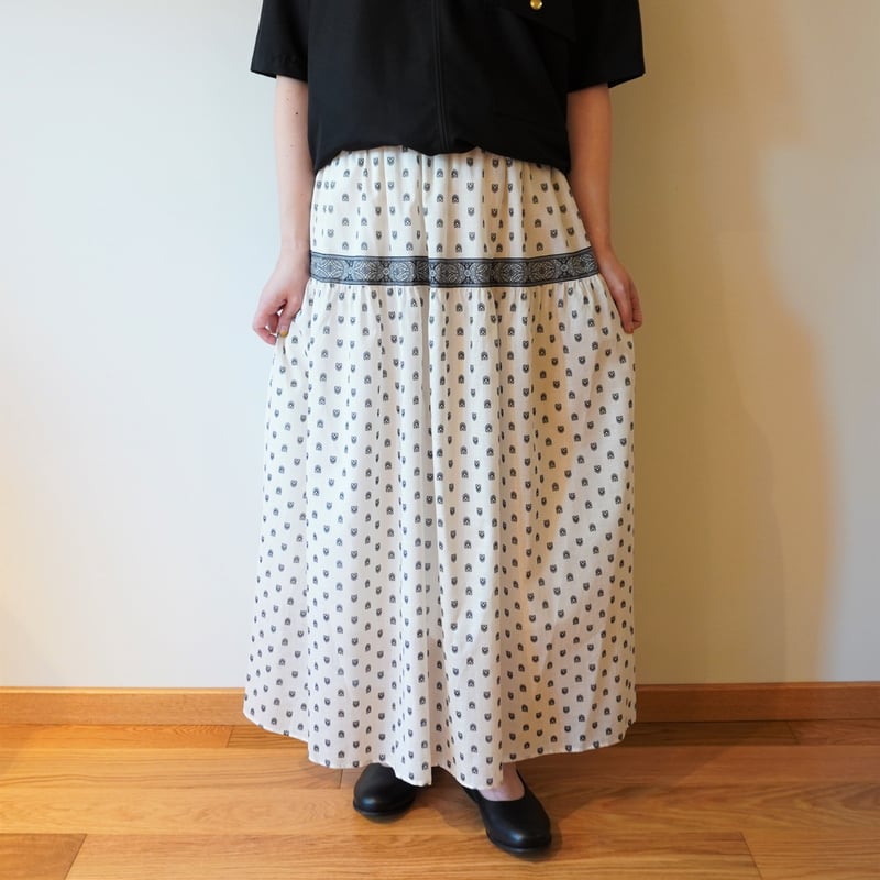 Bon Vieux Temps／ヴィンテージプロヴァンス柄スカート | Beignets On