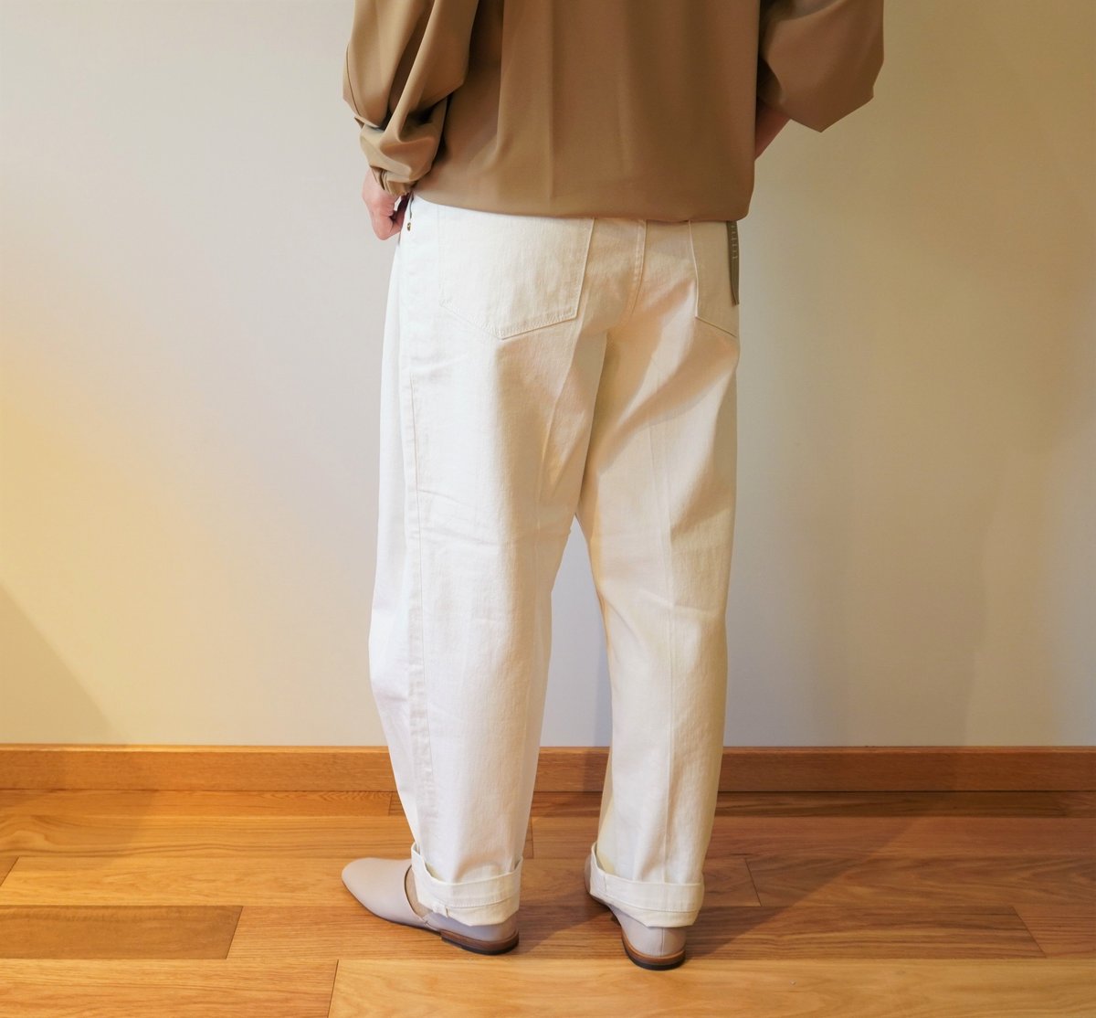 lelill／タック ワイドストレート デニムパンツ | Beignets Online