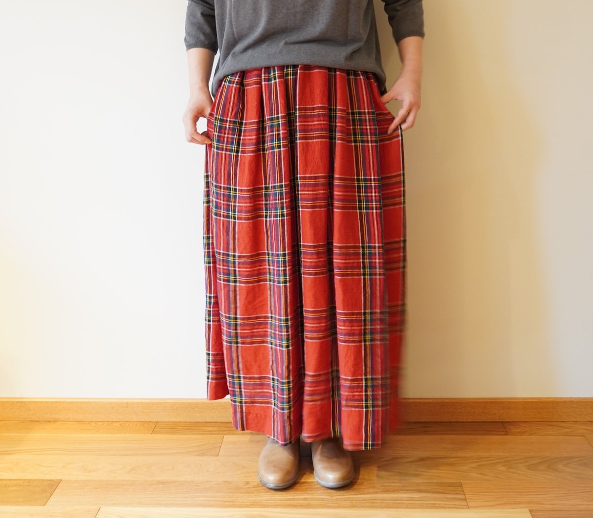 sarahwear☆サラウェア☆タータンチェック☆ウール☆フレアスカート sarahwear☆サラウェア☆タータンチェック☆ウール☆フレア