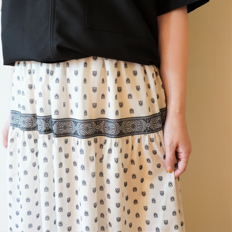 Bon Vieux Temps／ヴィンテージプロヴァンス柄スカート | Beignets On