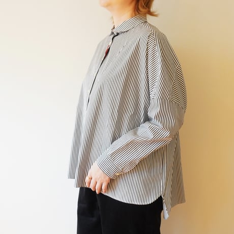STAMP AND DIARY／ラウンドカラービッグシャツ