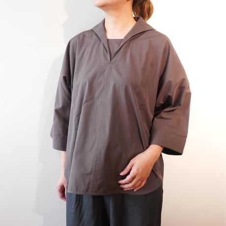 トップス CHEVAL plus CHEVAL plus Ballonのブラウス - NAVY | YOCA