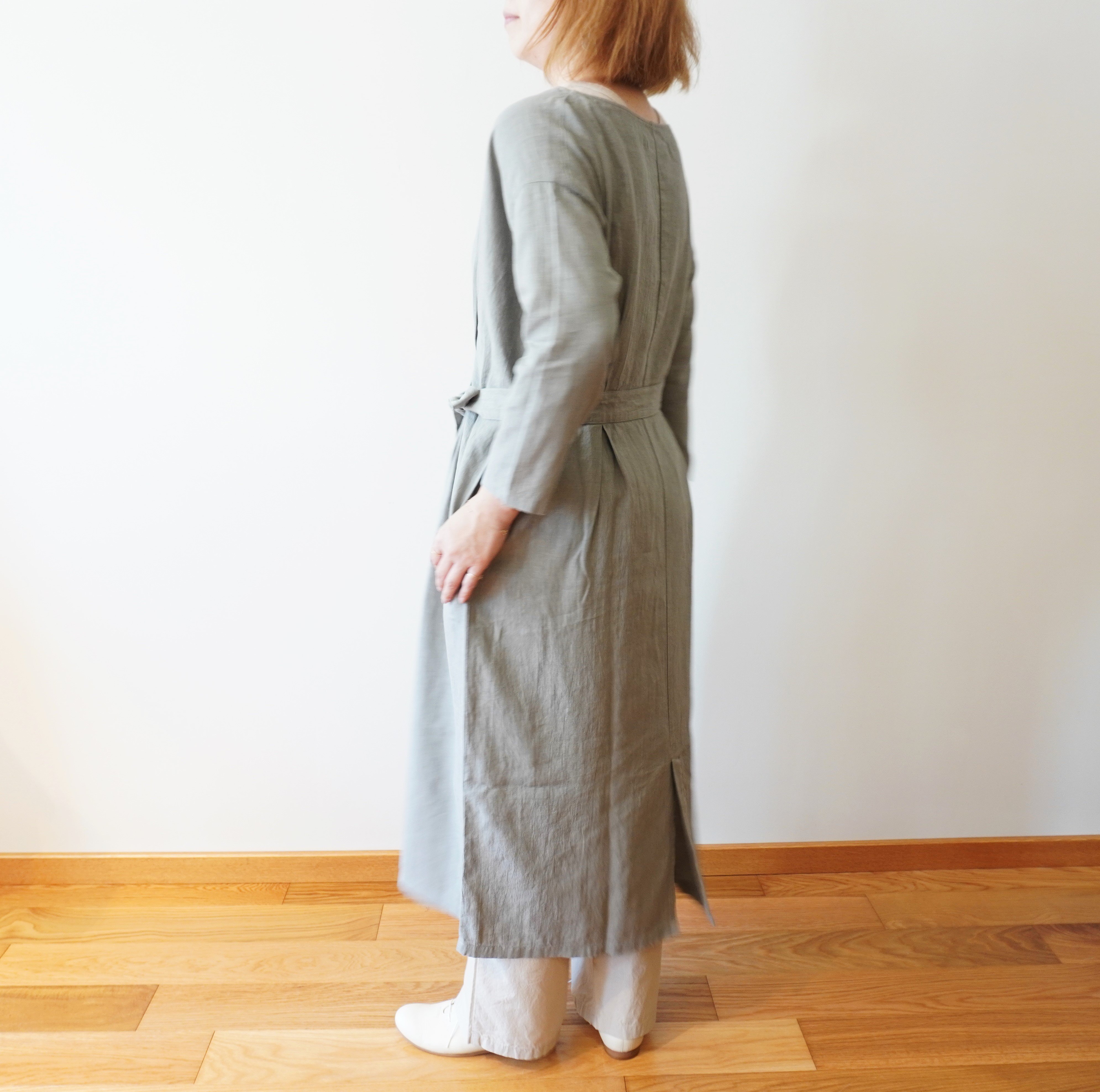 evam eva ウォーターリネンワンピース　グレージュ evam eva／ウォーターリネンワンピース | Beignets Online