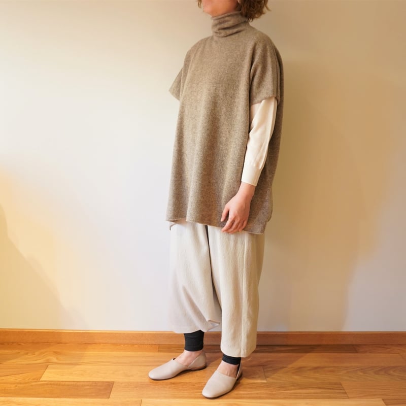 evam eva／ヤクウール ポンチョ | Beignets Online