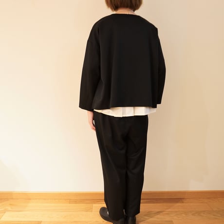utilité／ウールギャバストレッチ　タックパンツ