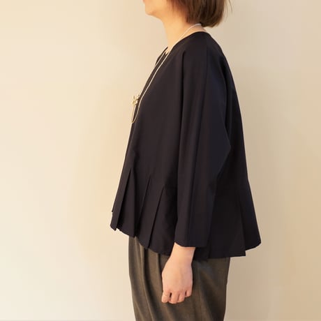 utilité／裾タック コットンブラウス