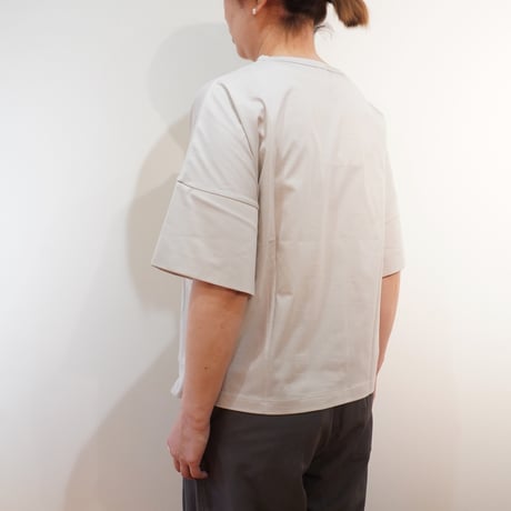CHEVAL Plus／スリットスリーブTee