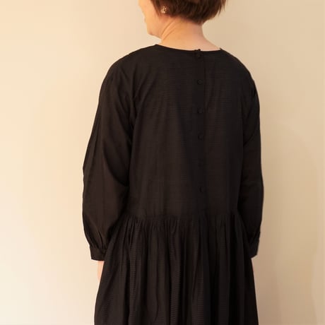 maison de soil／スモールチェック　エンブロイダリーワンピース