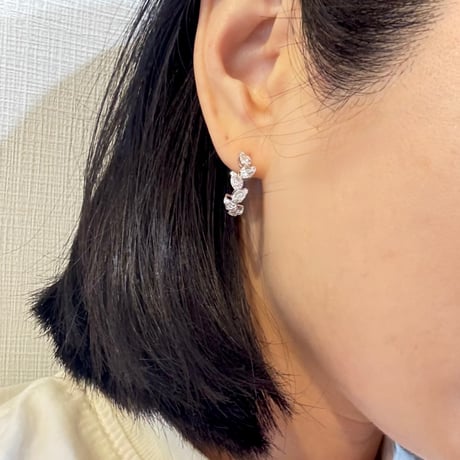 リズロン　ピアス
