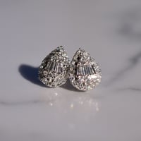 Beeピアス