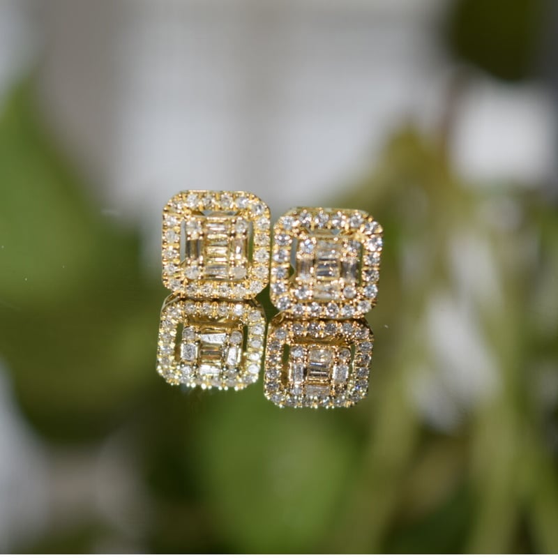 0.4ct スクエアピアス | Baguette