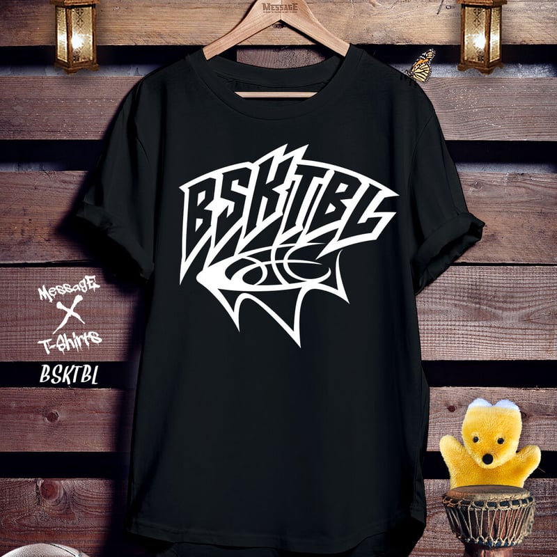 バスケットボール黒Tシャツ「BSKTBL」 | MessagE バスケットボール黒Tシャツ「BSKTBL」 | MessagE