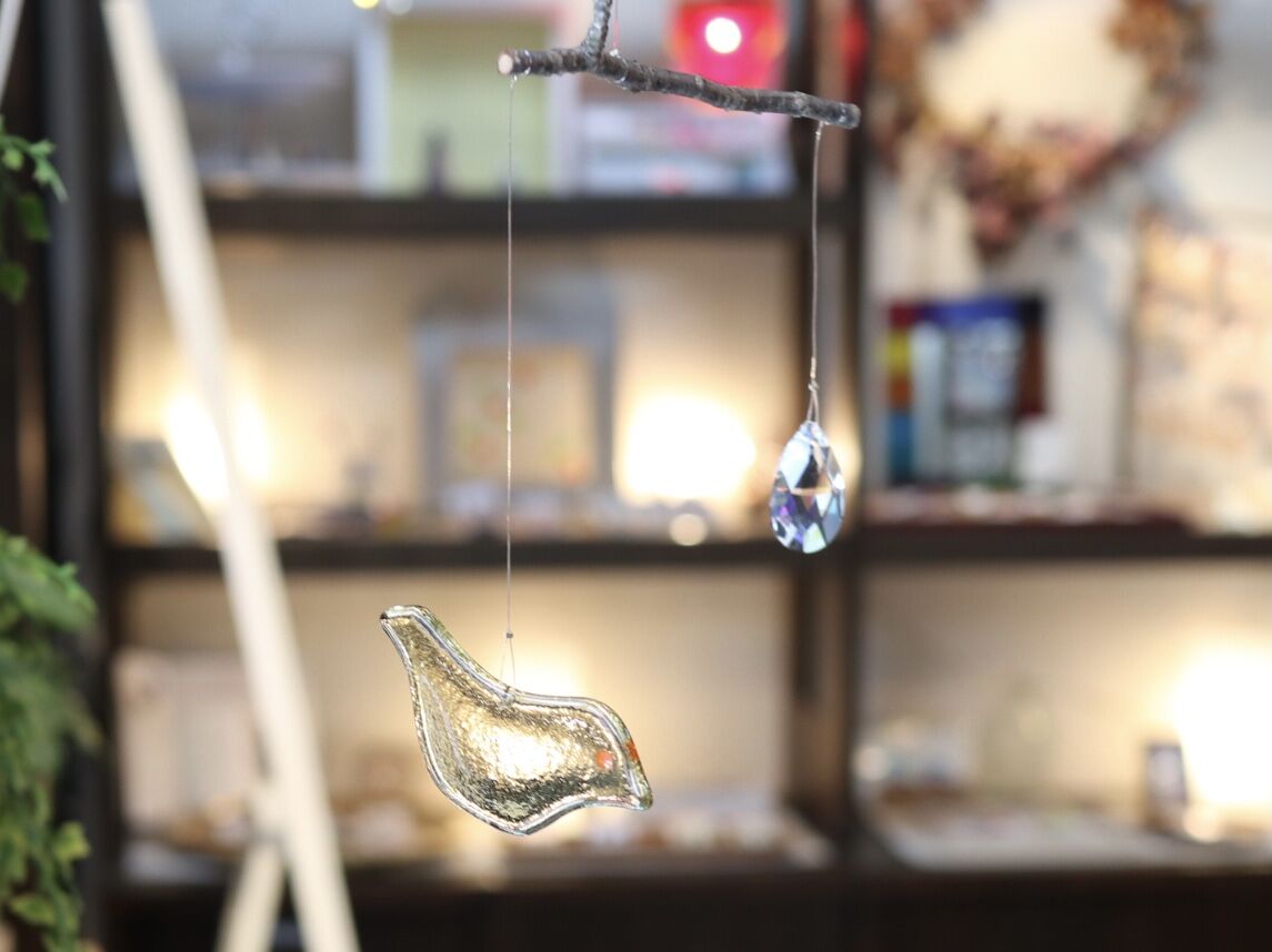 鳥さんとスワロのモビール | みやじまガラス工房Fizz Glass