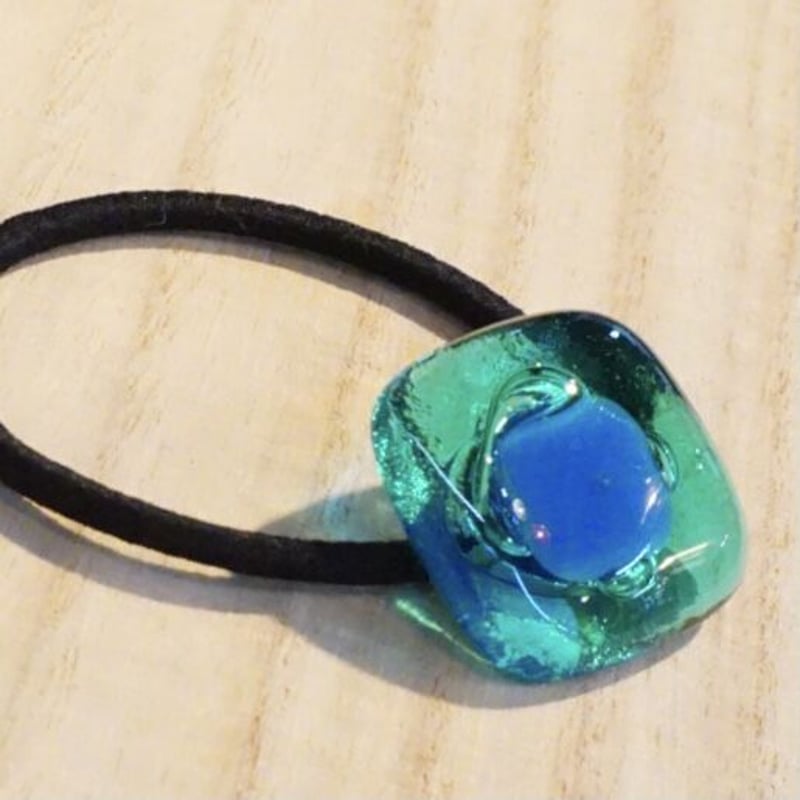 気泡のヘアゴム | みやじまガラス工房Fizz Glass