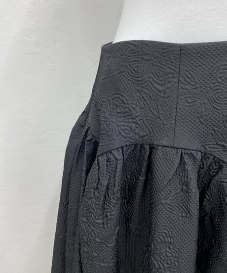emboss  bubble skirt