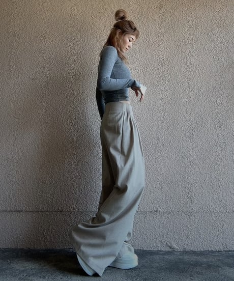 pleat wide pants