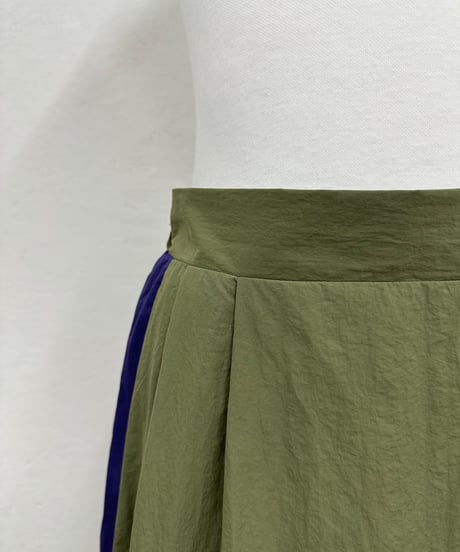side line balloon skirt