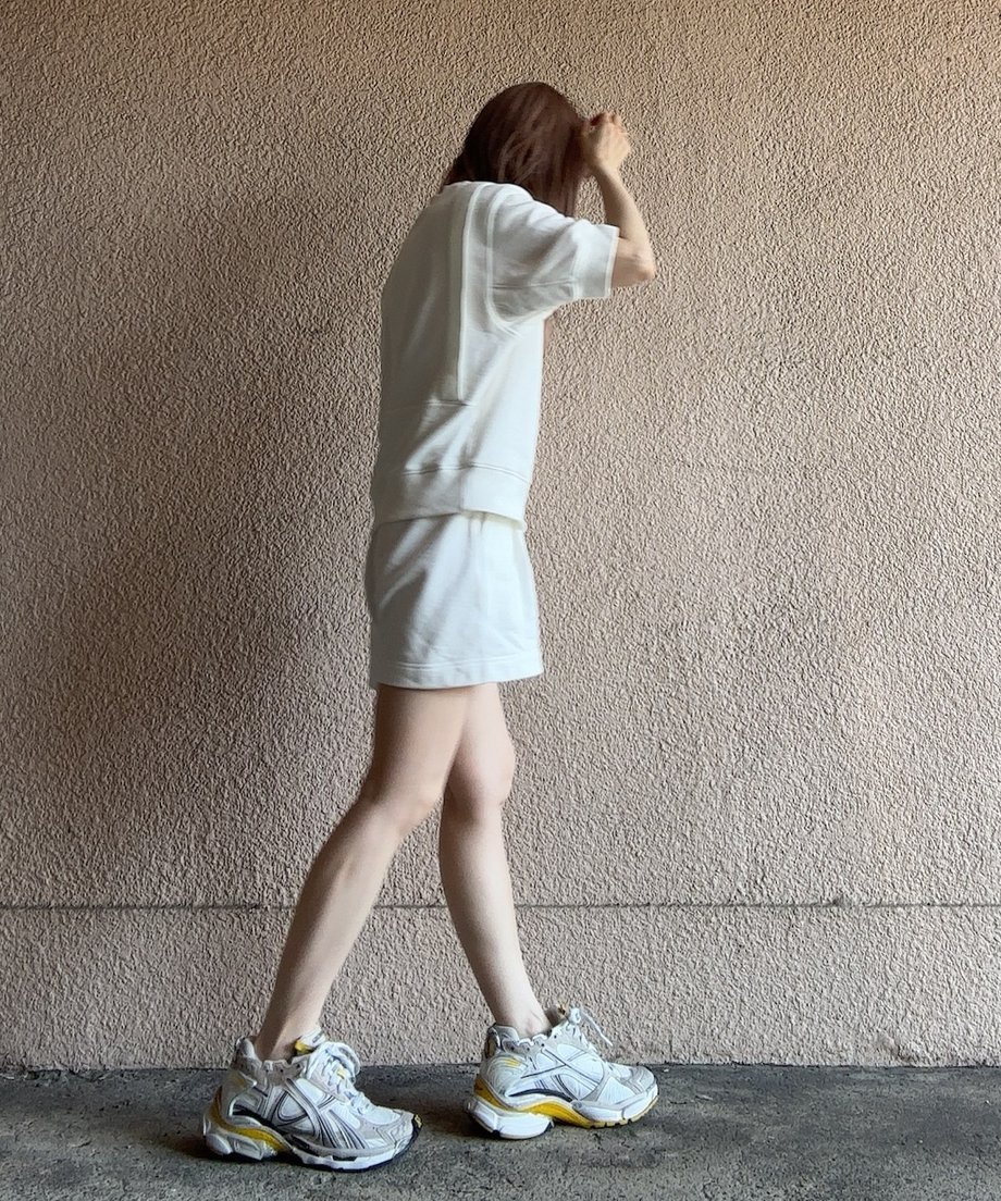 6888726ab3801a42c490b074