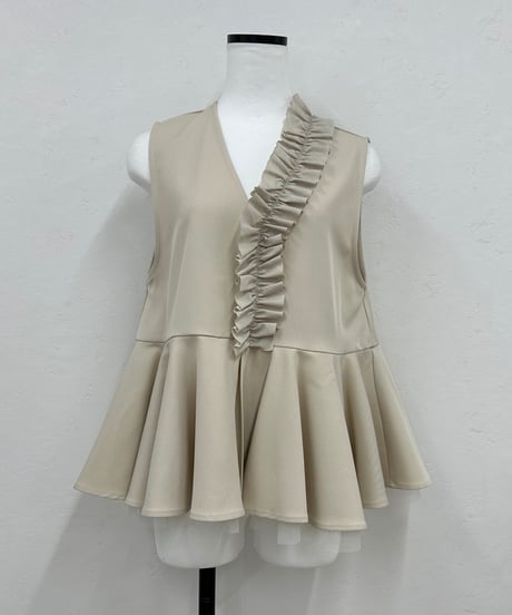 frill tops