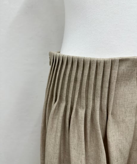 pleat wide pants